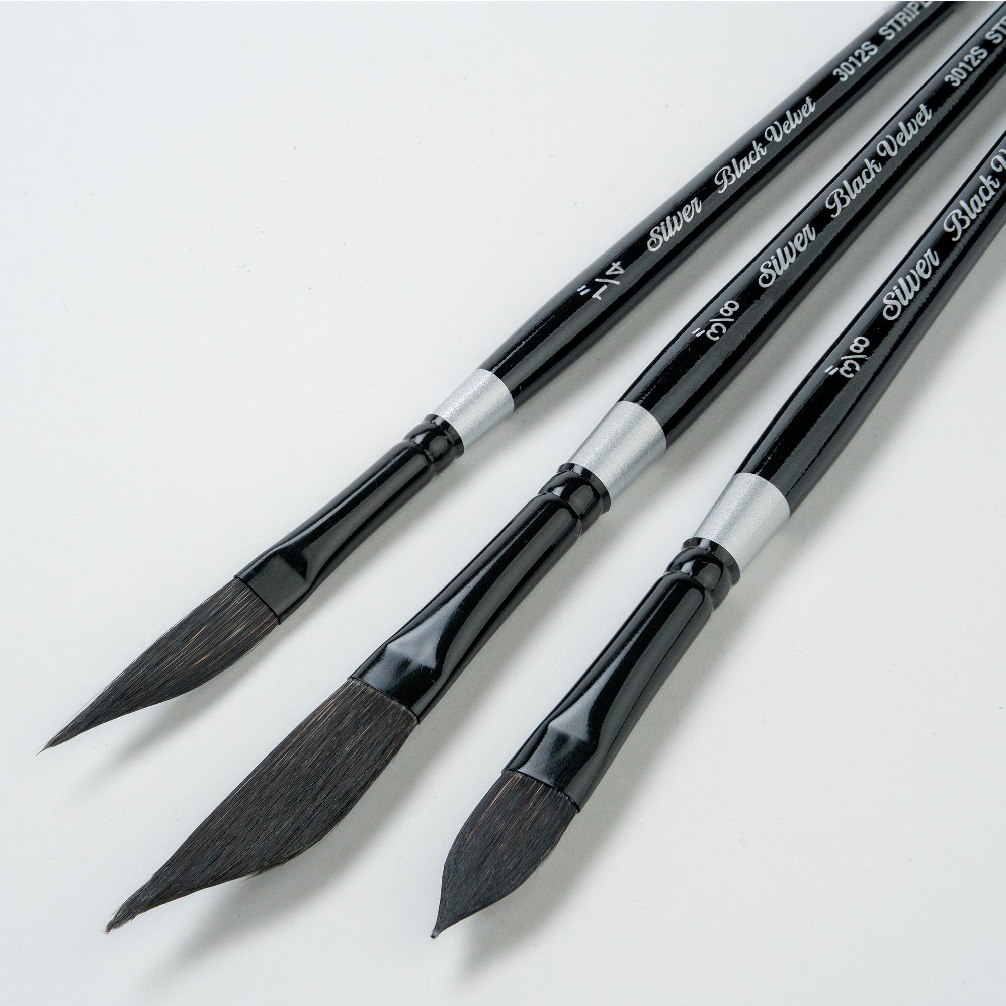 Black Velvet Dagger/Oval Brushes, Set of 3