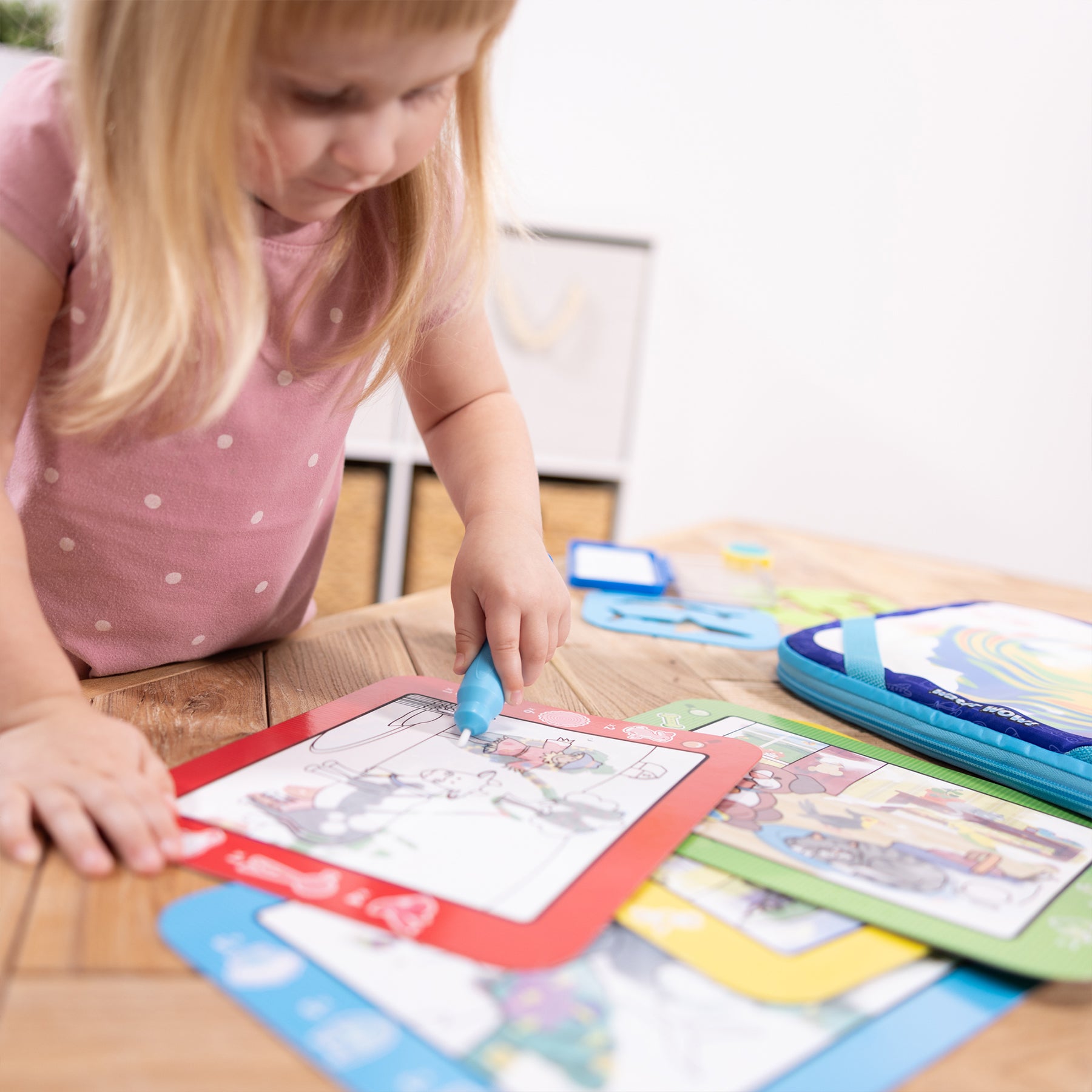 Water Wow Multi-Activity Drawing Set