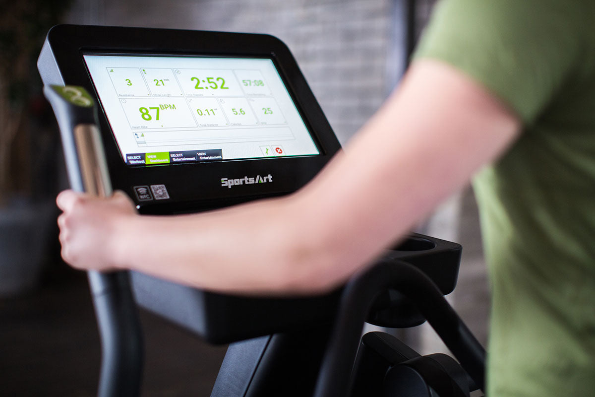 SportsArt, E876 Status Ellip, 16" Senza Touchscreen