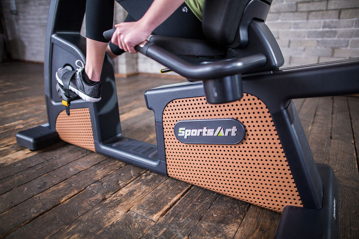 SportsArt, C576R Status Recumbent Cycle, 16" Senza Touchscreen