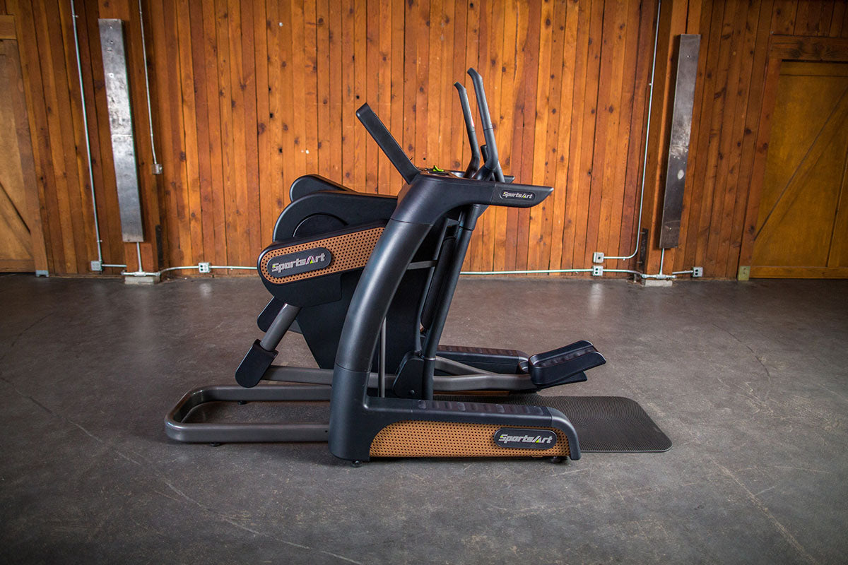 SportsArt V886 Verso Status Eco-Natural Cross Trainer