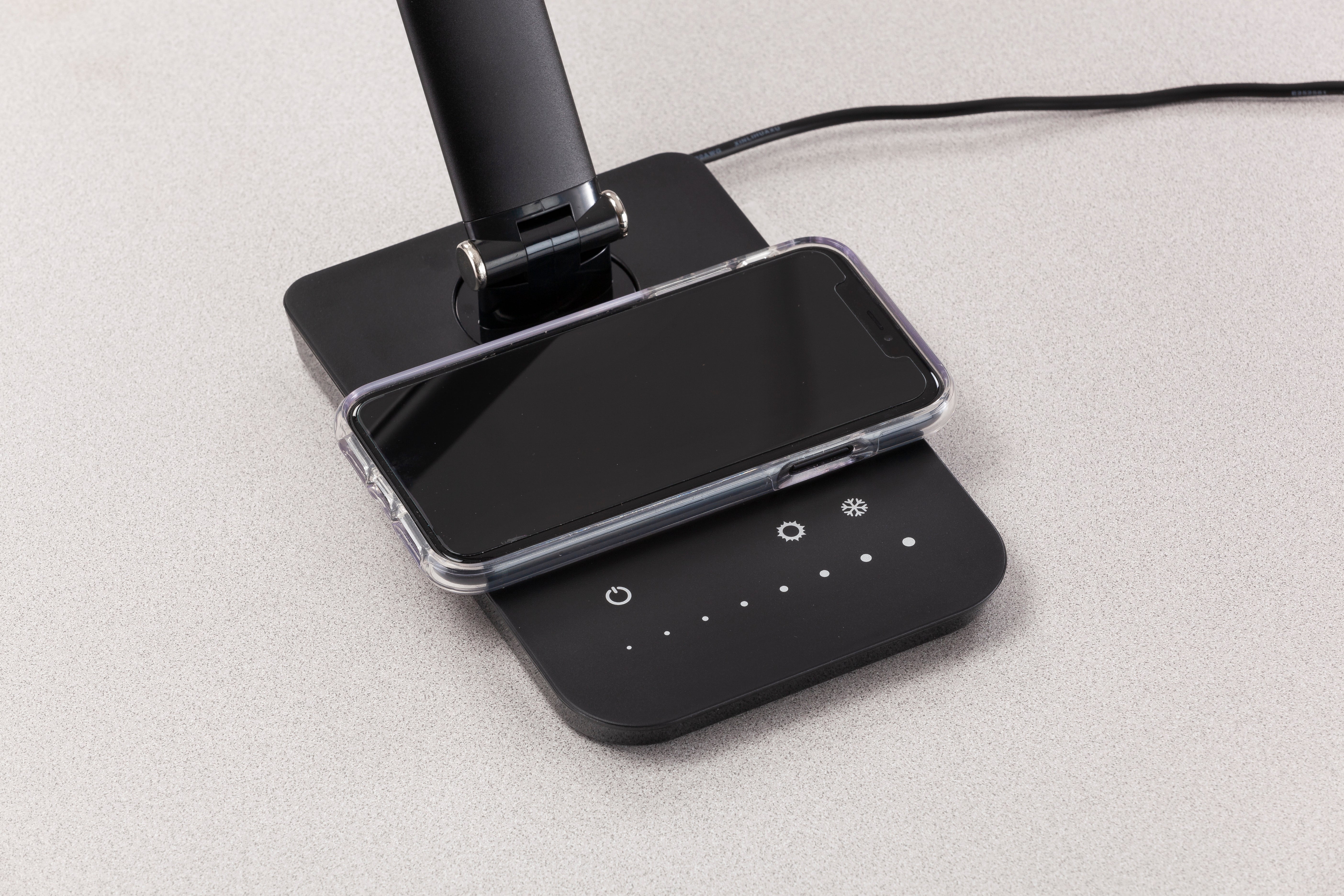 Vamp Led Dsk Lamp Blk W/Chargr