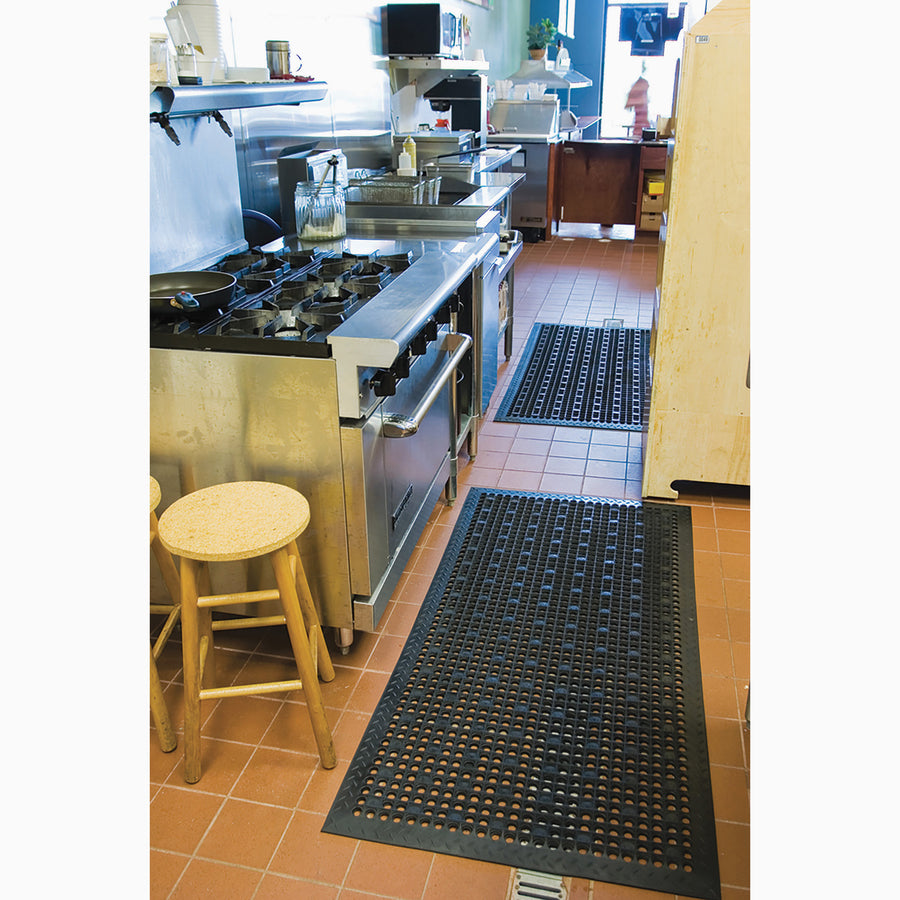 Genuine Joe Versa-Lite Anti-microbial Rubber Mat