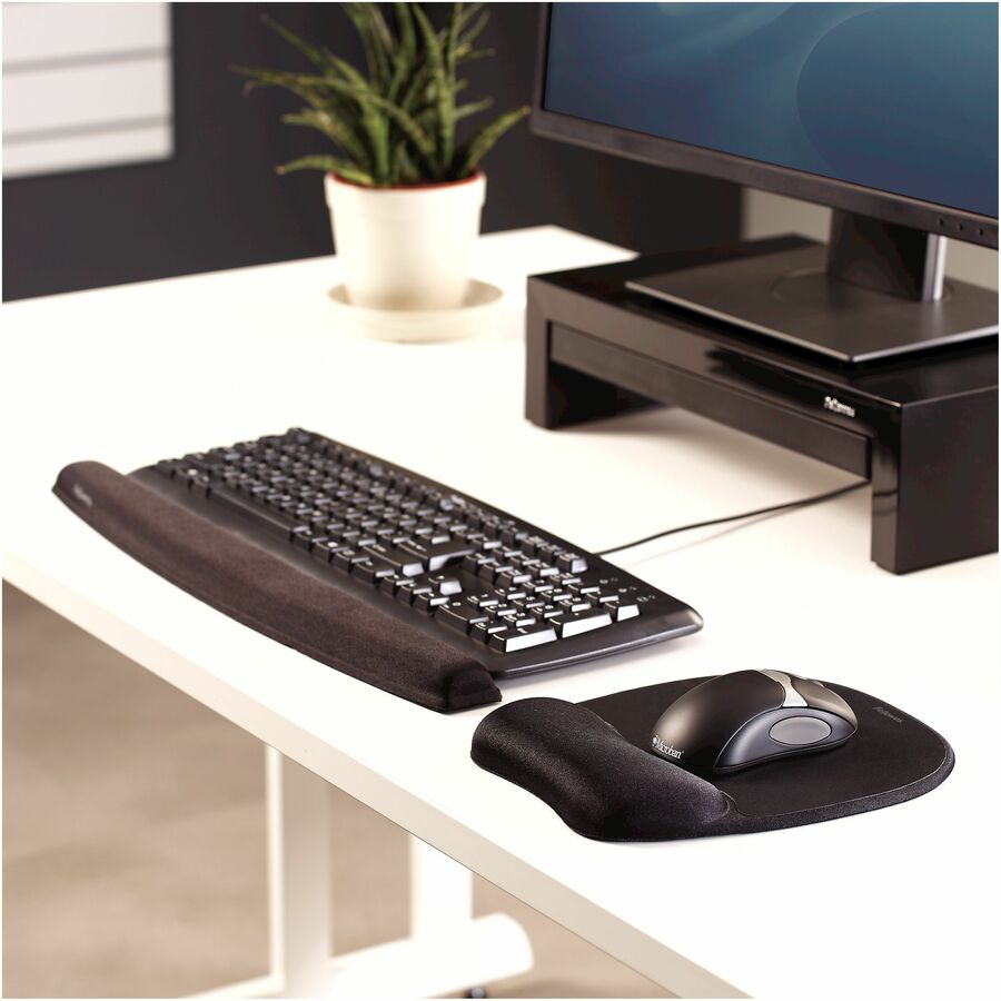 Fellowes Memory Foam Mouse Pad/Wrist Rest - 1" Height x 7.94" Width x 9.25" Depth - Black - Memory Foam - Wear Resistant, Tear Resistant, Skid Proof - 1 Each
