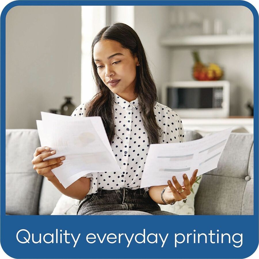 Universal Copy Paper - 92 Brightness - Legal - 8 1/2" x 14" - 20 lb Basis Weight - 75 g/m² Grammage - Smooth - White - 5000 Sheets - 500 Sheets per Ream - 10 Ream per Case