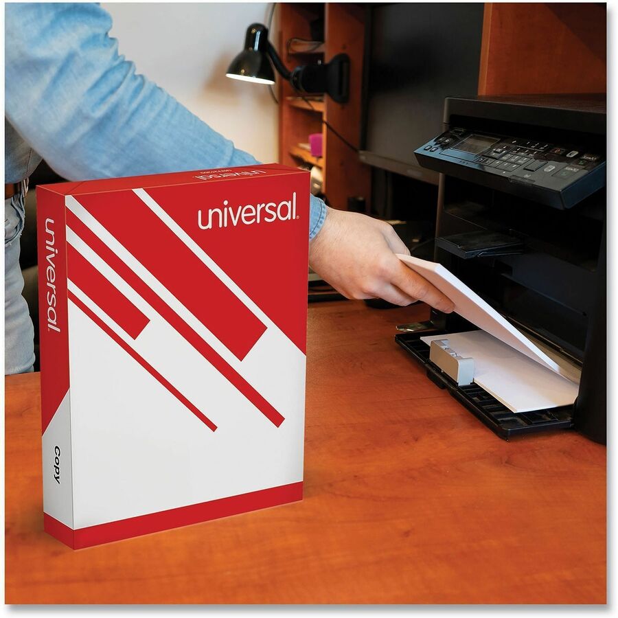 Universal Copy Paper, 8.5" x 11", 20 lb, 92 Brightness, White, 5000 Sheets (10 Reams of 500 Sheets)