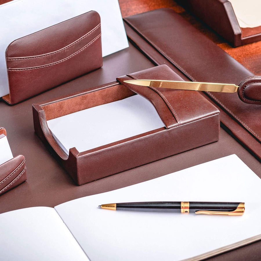 Dacasso Leather Memo Holder