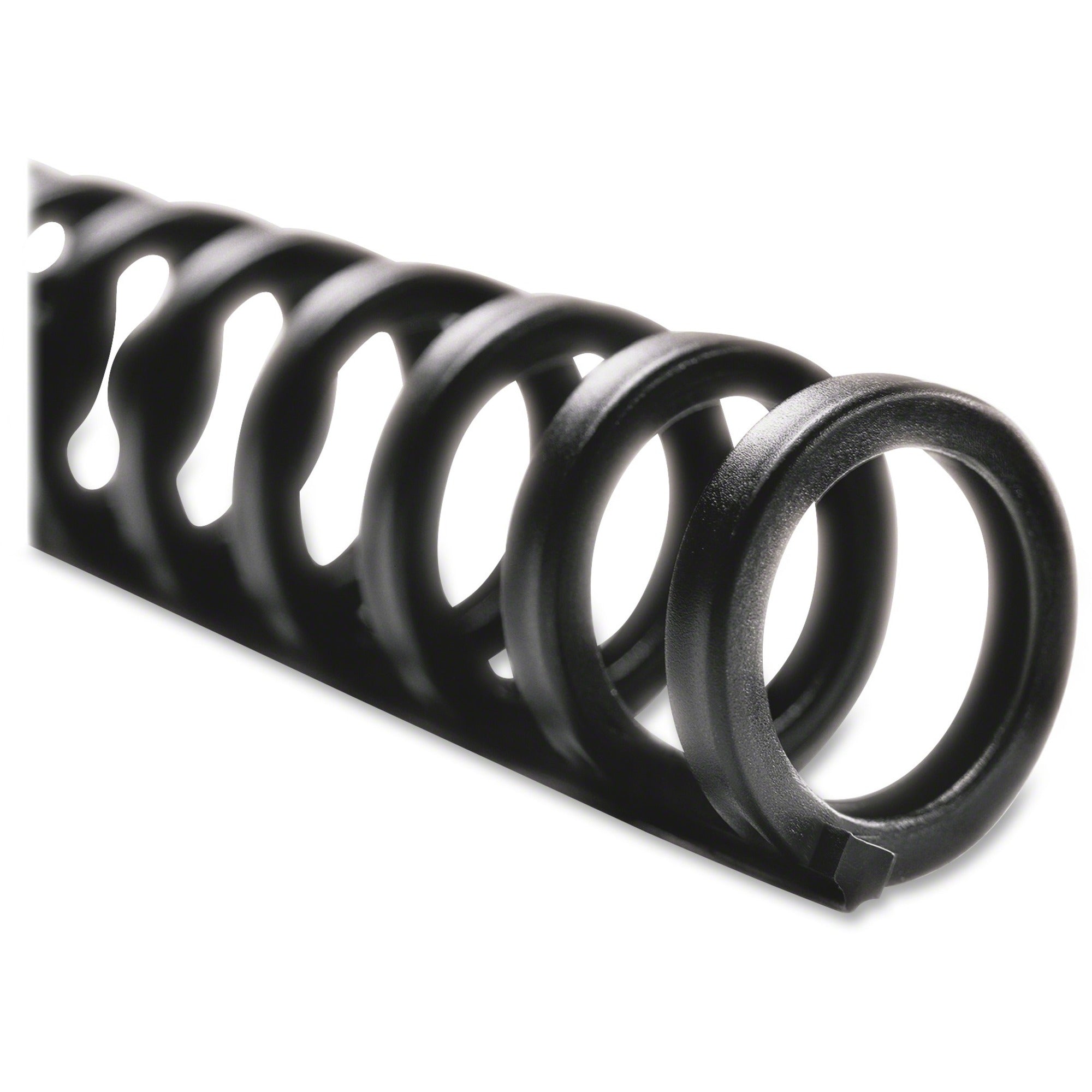 0.31" Maximum Capacity - 45 x Sheet Capacity - 32 x Rings - Black - Plastic - 100 / Box