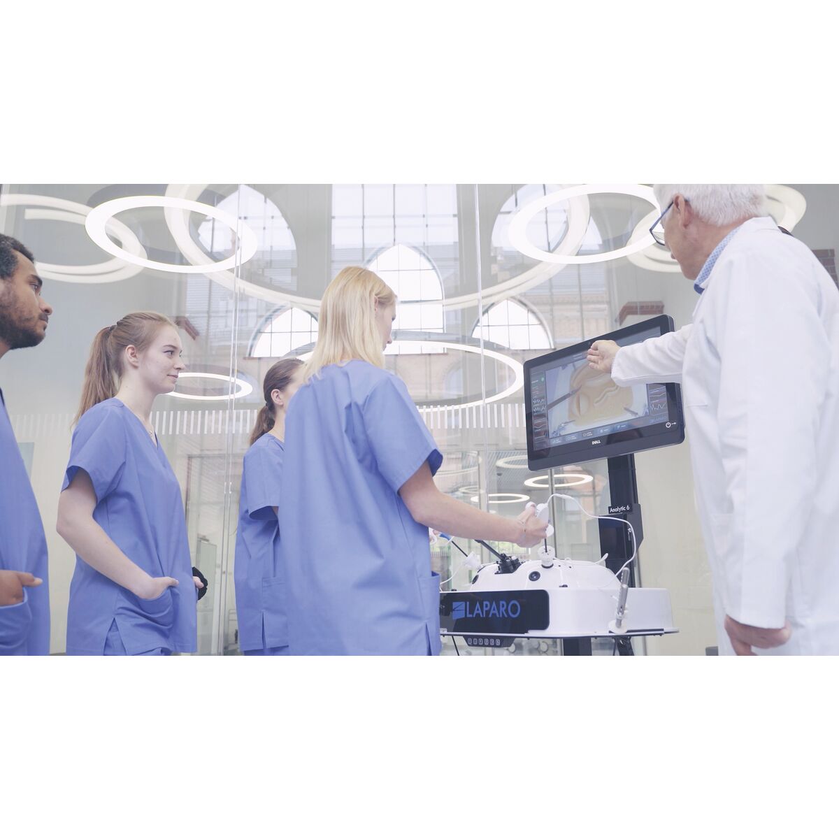 Laparo Analytic – Laparoscopic Surgical Skill Trainer with Full Training Analysis