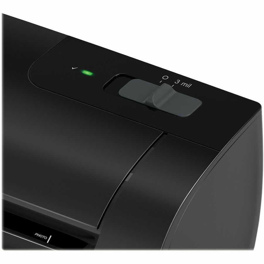GBC Fusion 1000L 9" Laminator, Black, Hot Pouch, 3-5 mil Thickness, Manual Release, 1 Each, Includes 10 EZUse Laminating Pouches