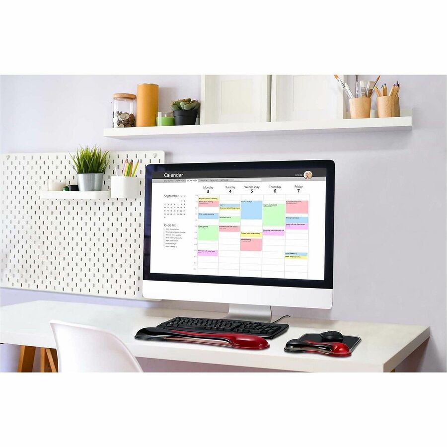 1" Height x 7.25" Width x 9.50" Depth - Red, Black - Gel - Slip Resistant - 1 Each