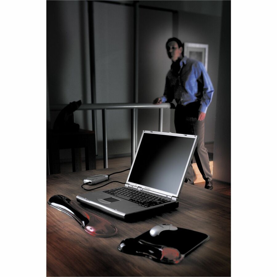 1" Height x 7.25" Width x 9.50" Depth - Red, Black - Gel - Slip Resistant - 1 Each