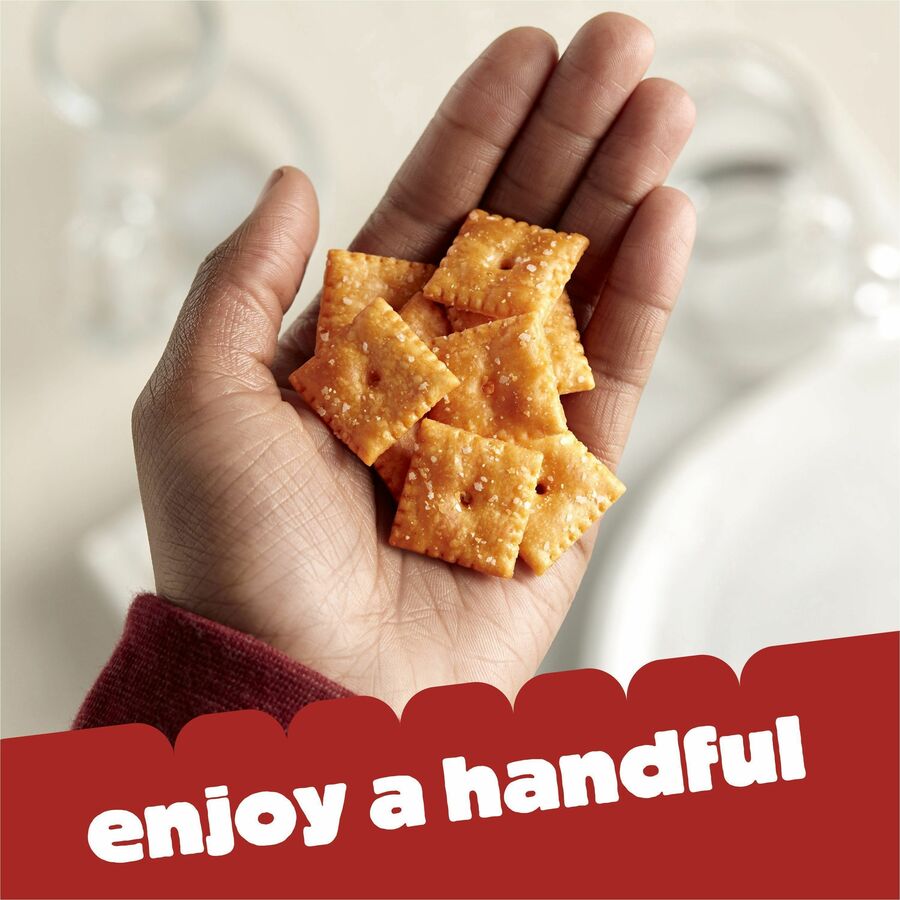 Cheez-It Cheez-It Baked Snack Crackers - Low Fat - Cheese - 1 Serving Pouch - 1.50 oz Bag - 45 / Carton