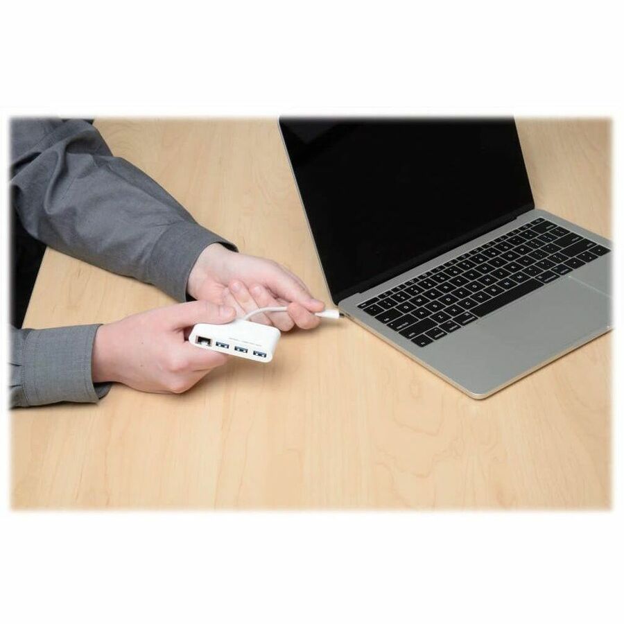 Tripp Lite series U460-003-3AG 3-Port USB 3.1 Gen 1 Portable Hub
