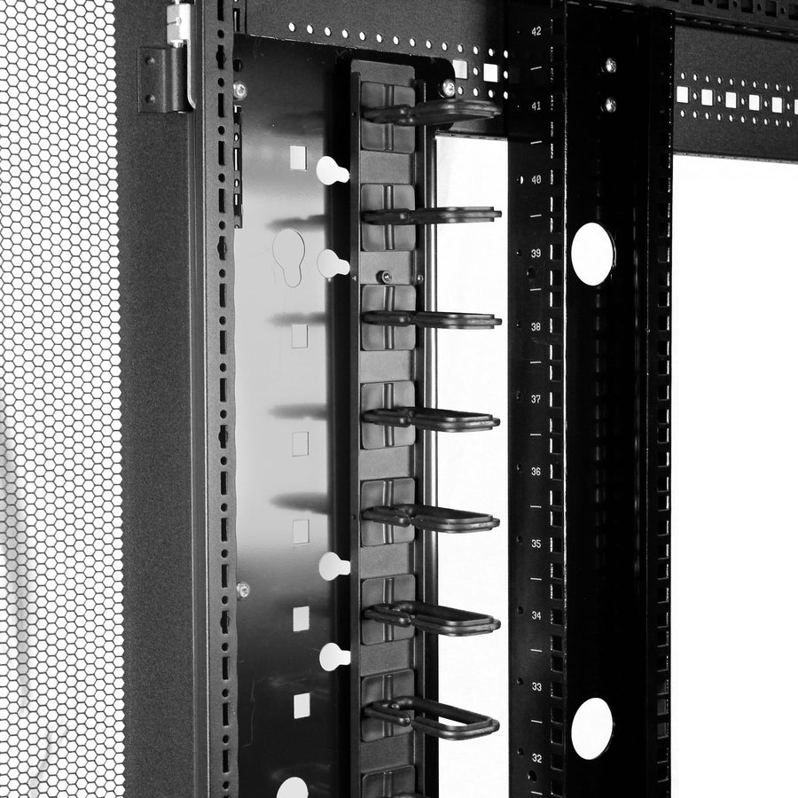 StarTech.com Vertical Cable Organizer with D-Ring Hooks - 0U - 3 ft.