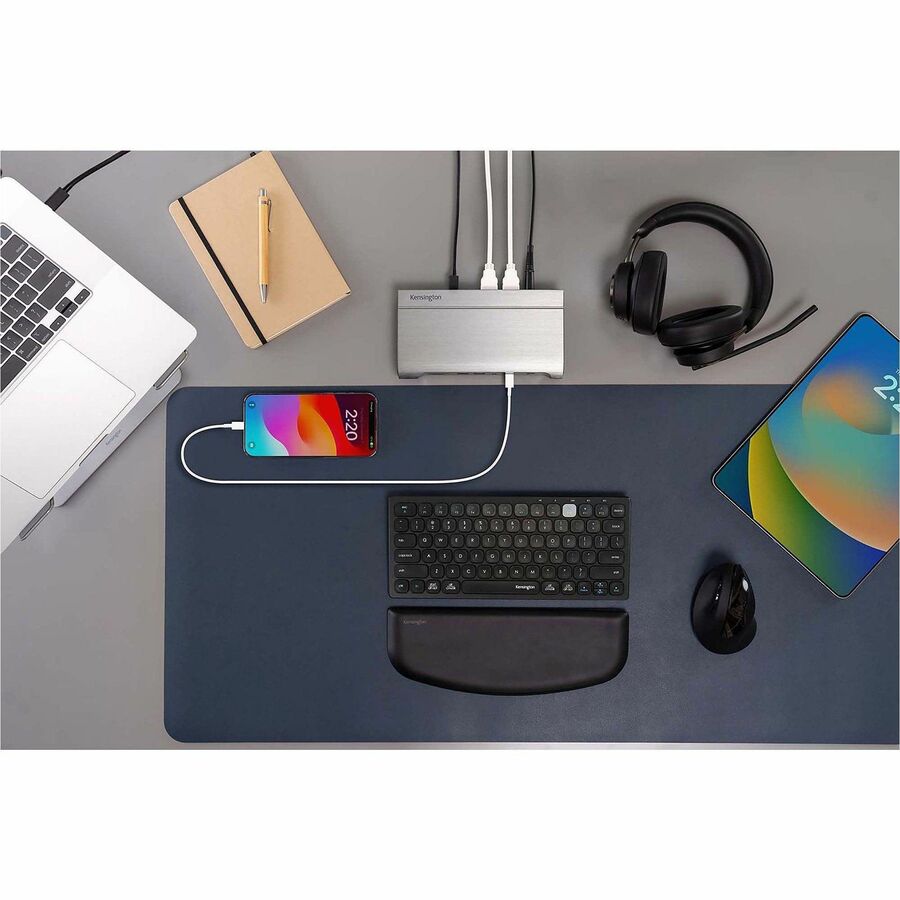 Upto 17" Screen Size Notebook Support - Black - TAA Compliant