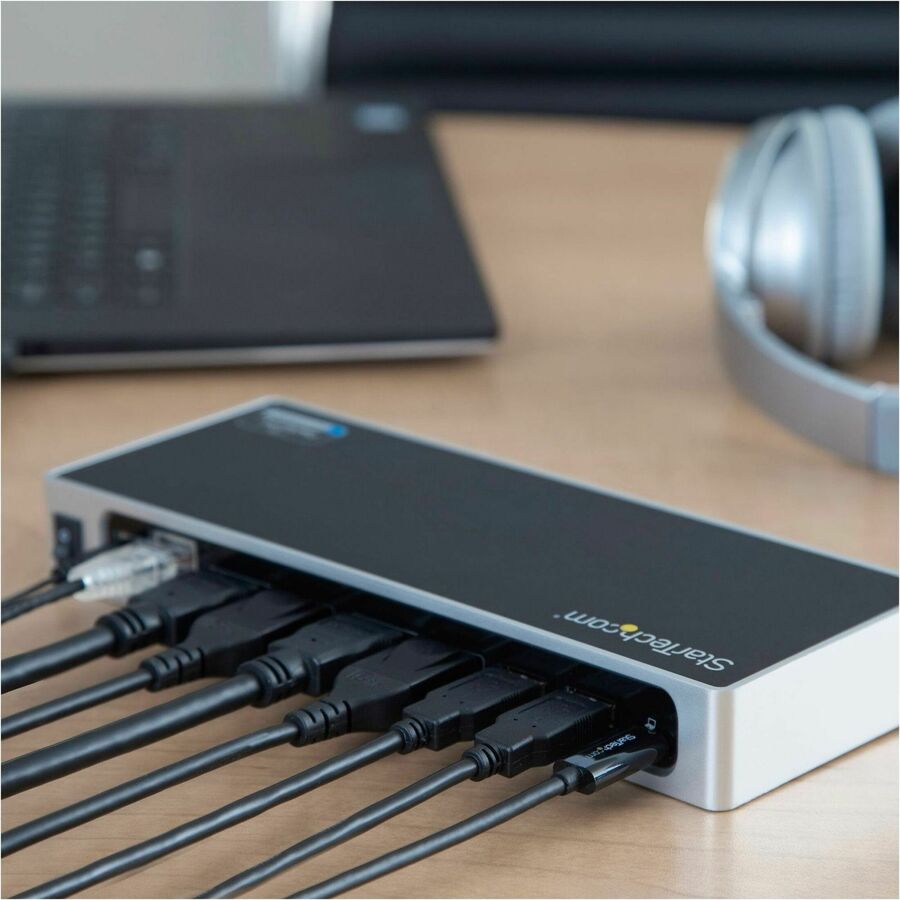 StarTech.com Dual-4K Docking Station with 6 x USB 3.0 Ports
