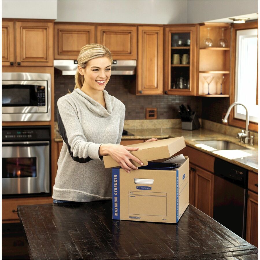 Bankers Box SmoothMove Maximum Strength Moving Boxes, Kraft, Corrugated Paper, Triple Wall, Lift-off Lid, Stackable, Reinforced Handles, 8 Boxes per Carton