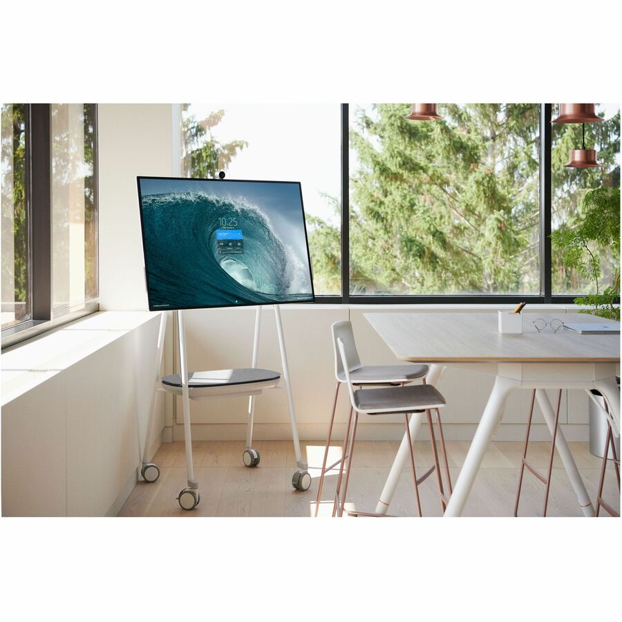 APC by Schneider Electric Smart-UPS Charge Mobile Battery for Microsoft Surface Hub 2S & Surface Hub 3