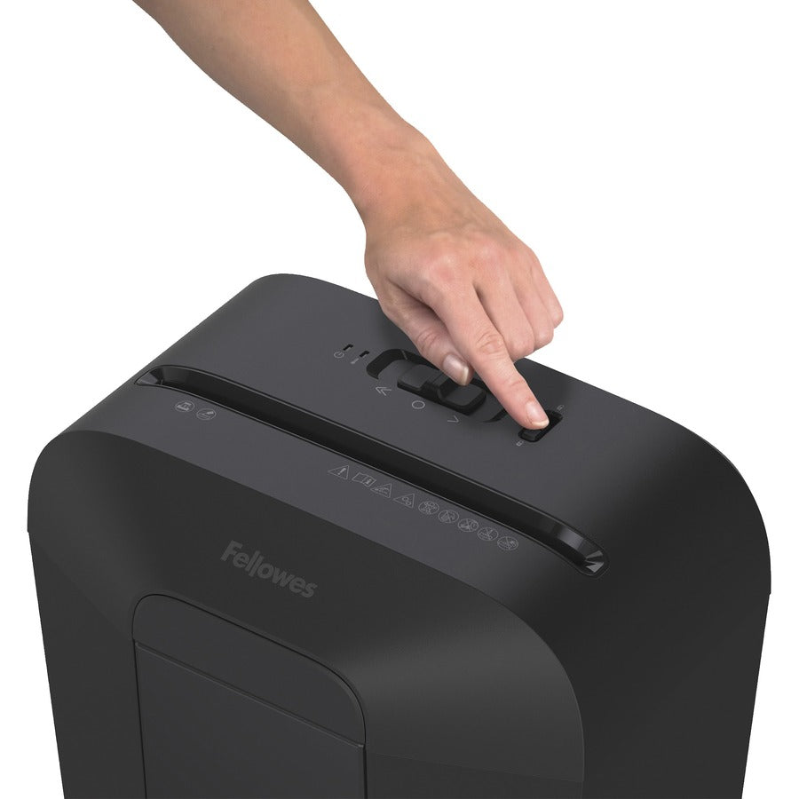 Non-continuous Shredder - Cross Cut - 8 Per Pass - for shredding Staples, Paper, Paper Clip, Credit Card - 0.156" x 1.563" Shred Size - P-4 - 6 Minute Run Time - 20 Minute Cool Down Time - 4 gal Wastebin Capacity - Black