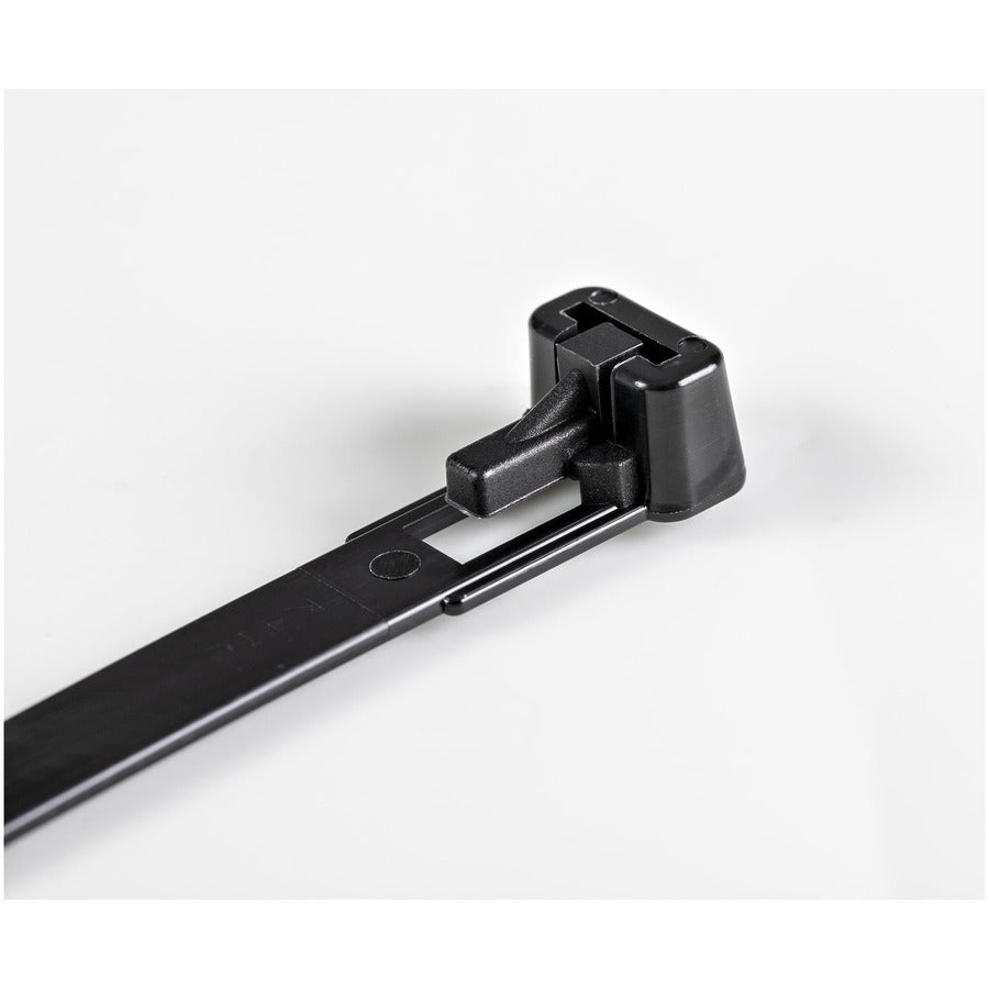 StarTech.com 100 Pack - 8 in. (203 mm) Black Cable Ties (CBMZTRB8BK)