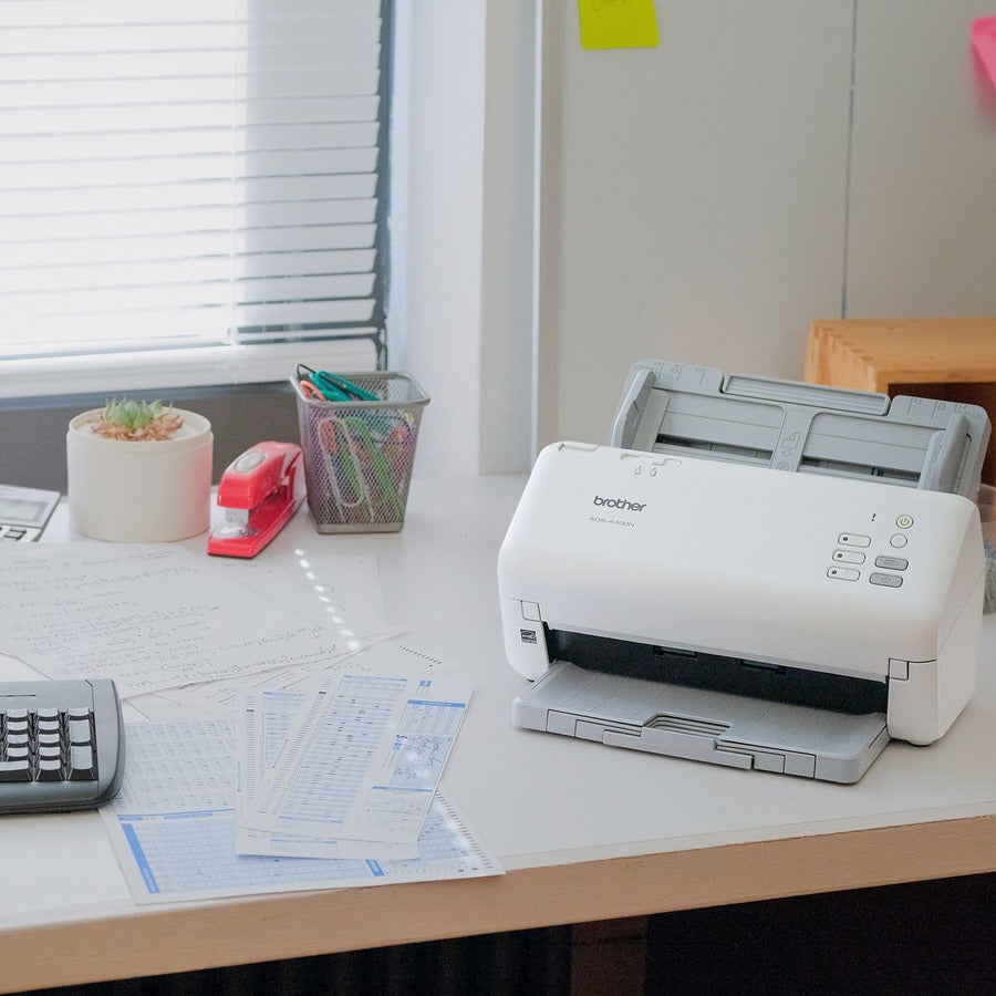 48-bit Color - 40 ppm (Mono) - 40 ppm (Color) - Duplex Scanning - USB
