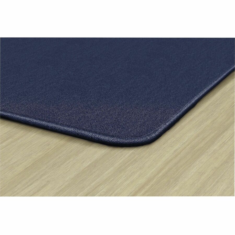 Flagship Carpets Americolors Solid Color Rug - Floor Rug - Traditional - 72" Length x 48" Width - Rectangle - Navy - Nylon, Yarn