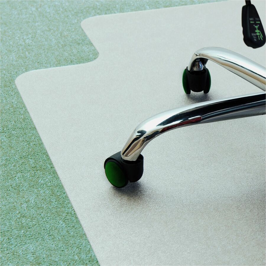 Floortex Cleartex AdvantagematPlus&reg; APET Lipped for Low/Standard Pile Carpets - 45" x 53"