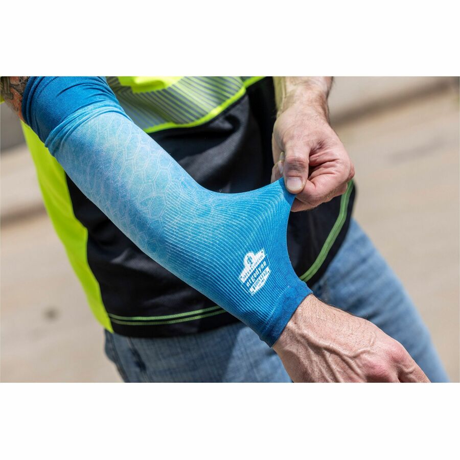 Ergodyne 6695 Sun Protection Arm Sleeves, Blue, UV Protection, Moisture Wicking, Stretchable, Machine Washable, 2 Pair Pack, Size M/L