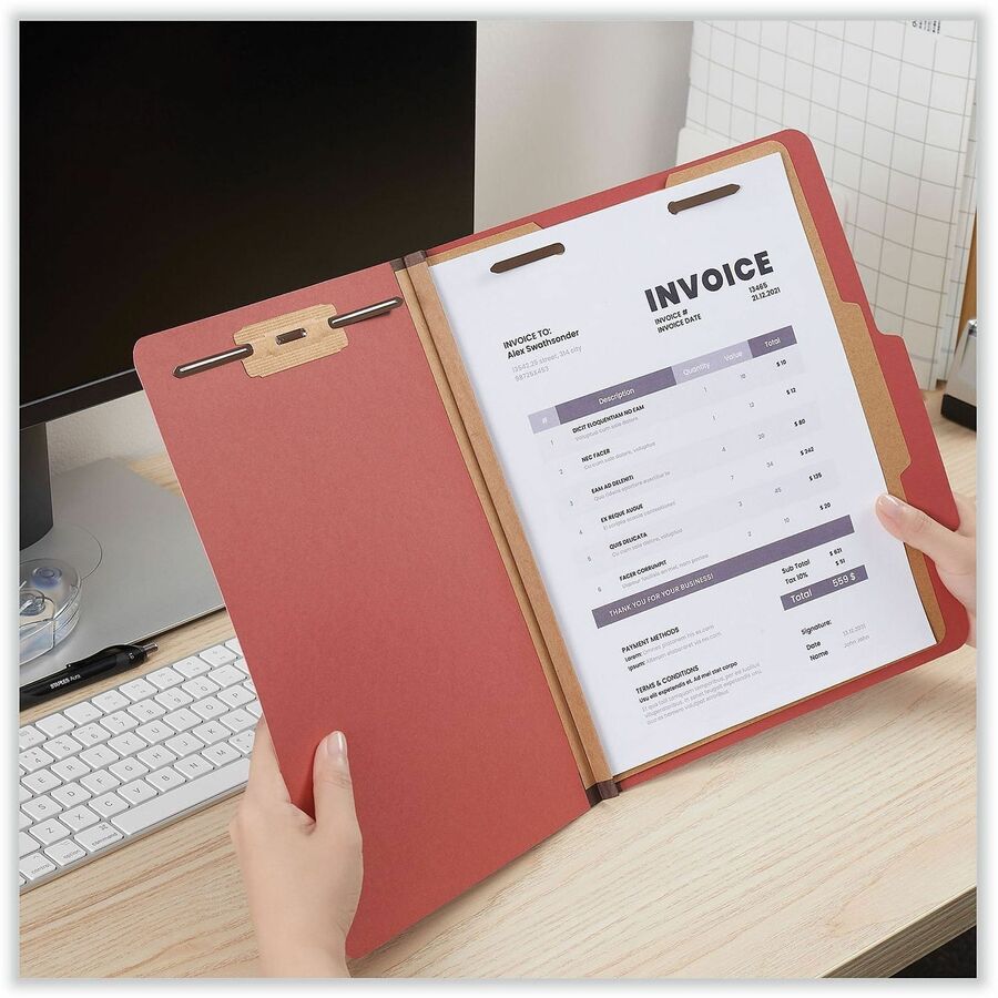Universal Red Letter Classification Folder, 2/5 Tab Cut, 2" Expansion, 4 Fasteners, 1 Divider, Top Tab Right of Center, 10/Box