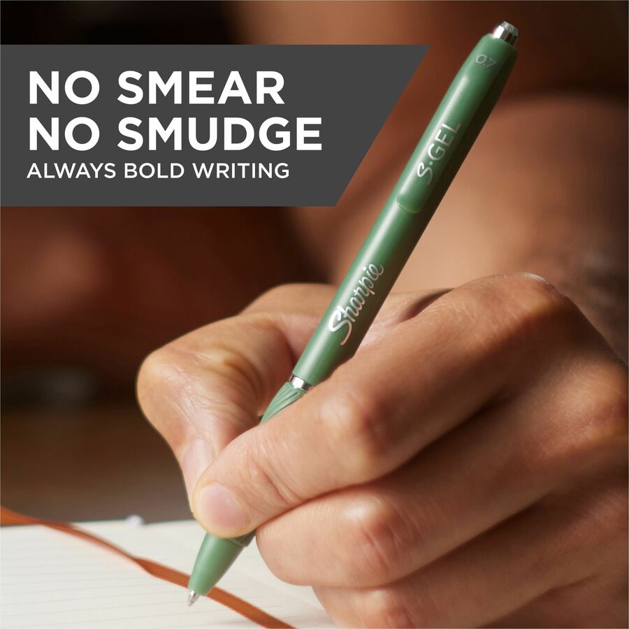 0.7 mm Medium, Bold Pen Point - Retractable - Black Ink - Gel-based - Forest Green Plastic Barrel - 4 / Pack