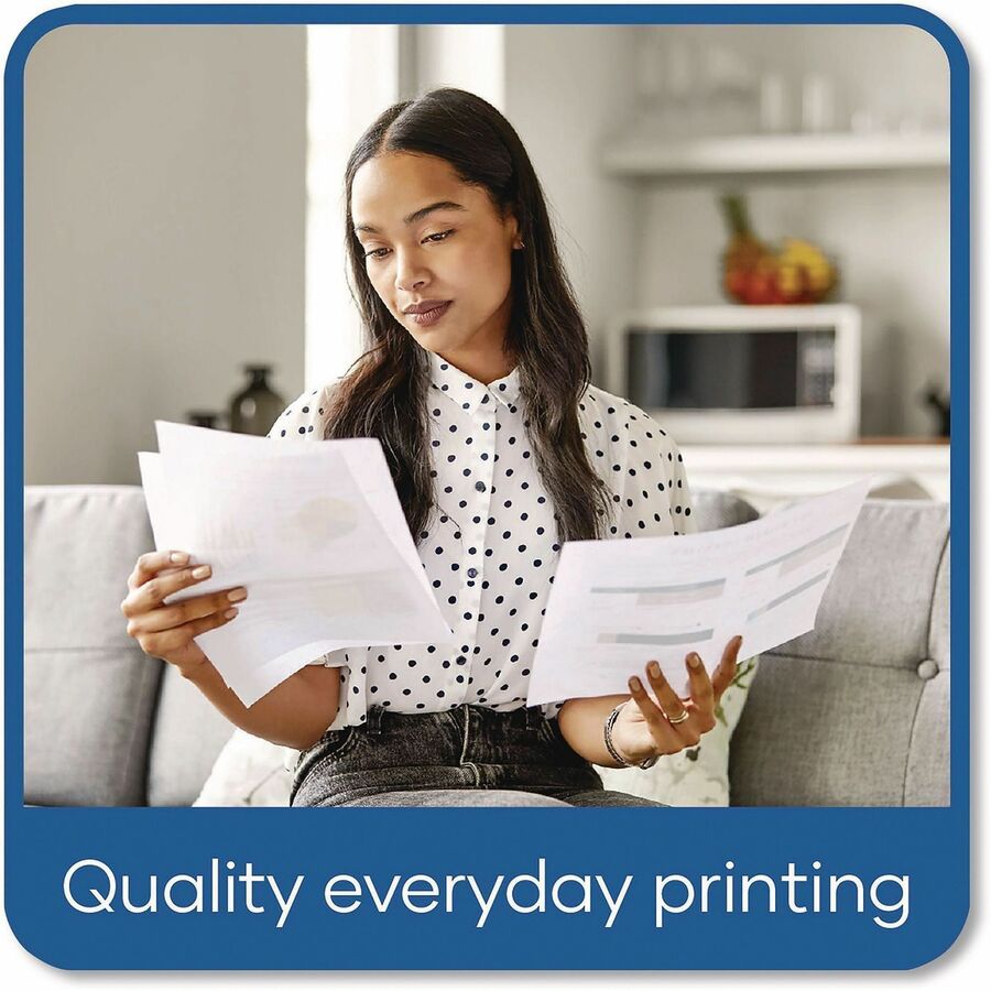 Universal Copy Paper, 20 lb, Bright White, 2500 Sheets (500 Sheets per Ream, 5 Reams per Case)