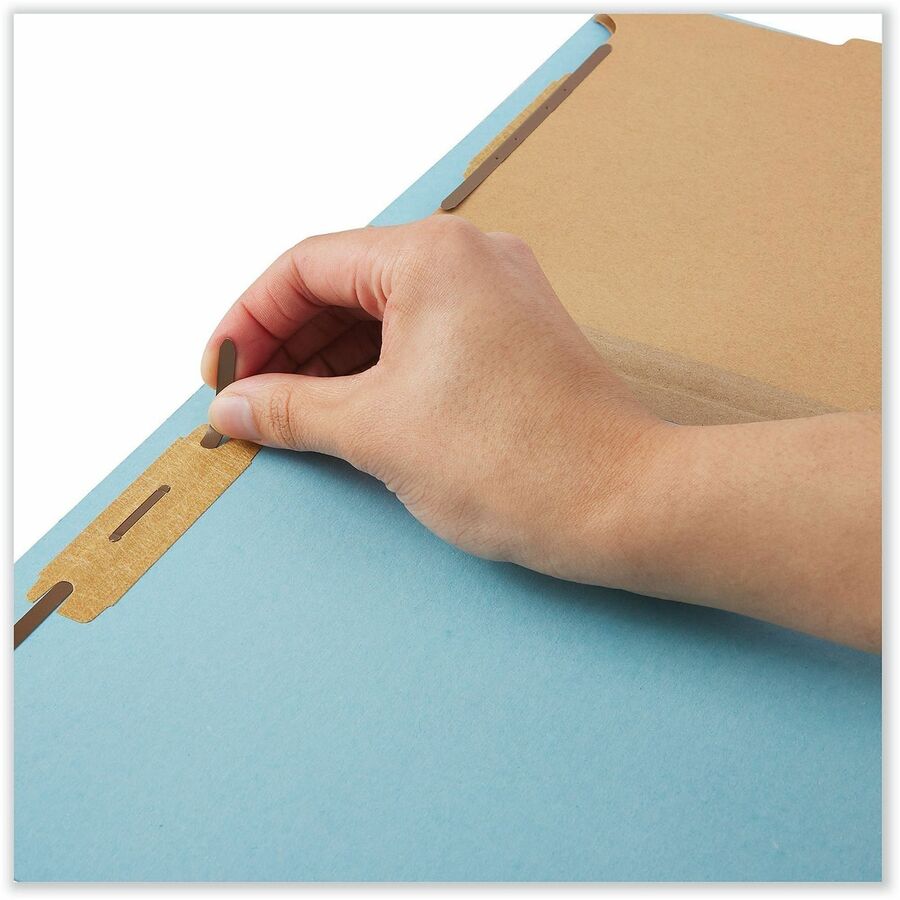 Universal Legal Classification Folder, 2/5 Tab Cut, 8 1/2" x 14", 2 1/2" Expansion, 6 Fasteners, 2" Capacity, 2 Dividers, Light Blue, 20/Box