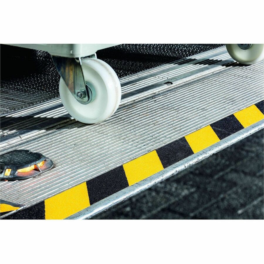DURABLE GRIP+ Anti-Slip Tape