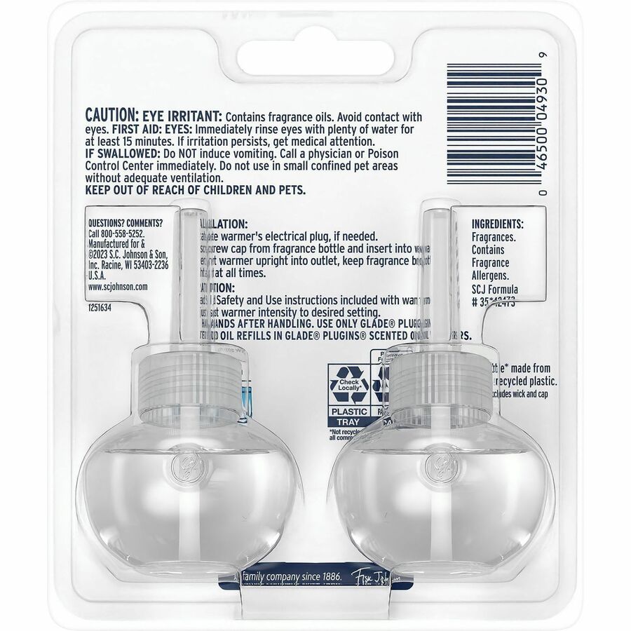 Glade PlugIns Juniper & Teak Refills - Plug-in - Phthalate-free, Paraben-free, Formaldehyde-free, Nitro Musk Free - 2 / Pack