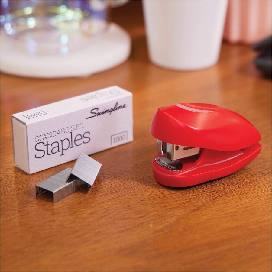 Staples Upto 12 Sheet - Mini - Rio Red - 1 Each