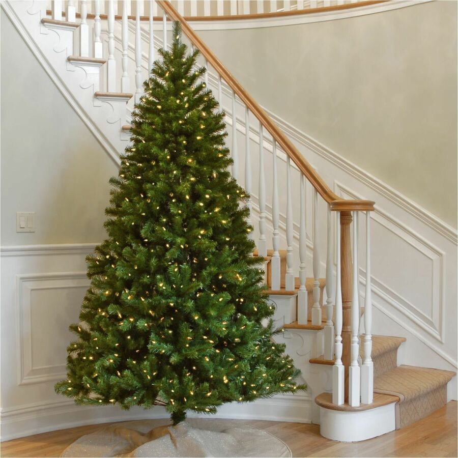 National Tree North Valley Spruce Christmas Tree, 7 ft, Green, Pre-Lit with Clear Lights, Includes 1 Tree, Metal Stand, Spare Bulbs and Fuses