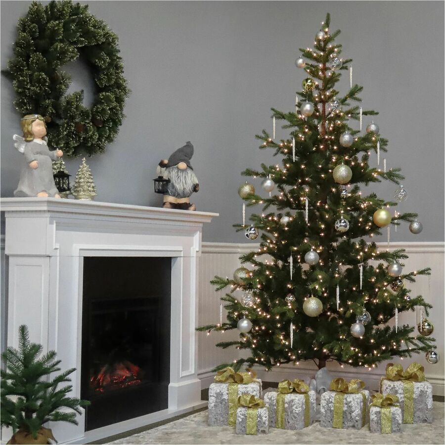 National Tree 6.5-Foot Norwegian Spruce Christmas Tree with 650 Clear Lights, Green, Includes Metal Stand, 1 Each