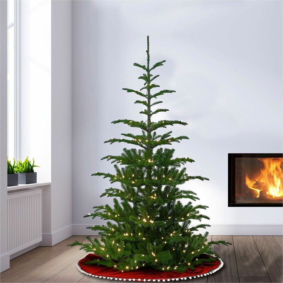 National Tree 6.5-Foot Norwegian Spruce Christmas Tree with 650 Clear Lights, Green, Includes Metal Stand, 1 Each