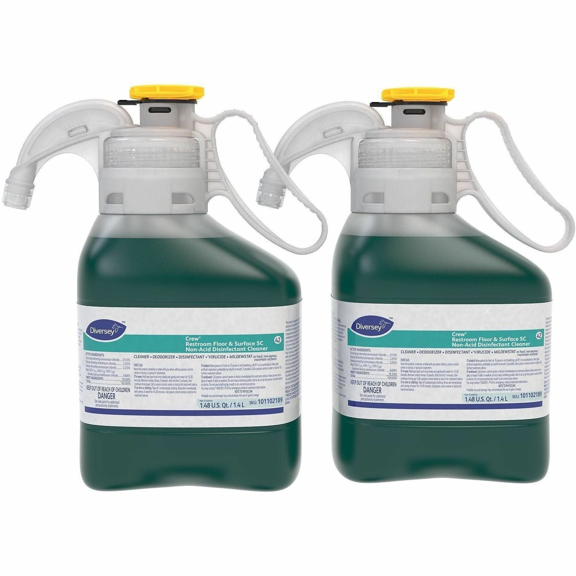 Diversey Crew Restroom Disinfectant Cleaner, Concentrate Liquid, Fresh Scent, 47.3 fl oz (1.5 quart) Bottles, Green, 2 per Carton