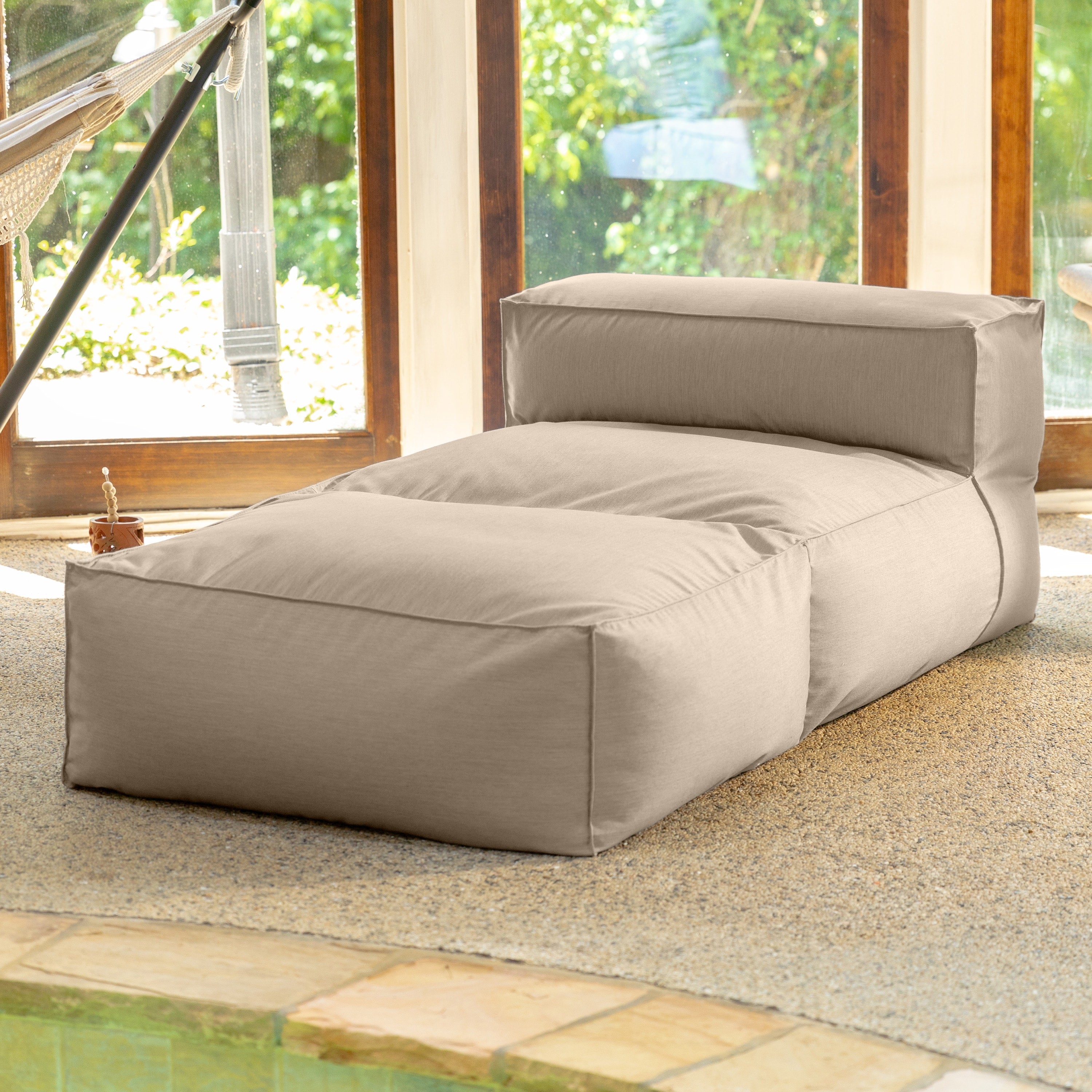 Baya Outdoor Chaise - Luxurious Chaise Sun Lounger for Poolside or Hospitality, Ash