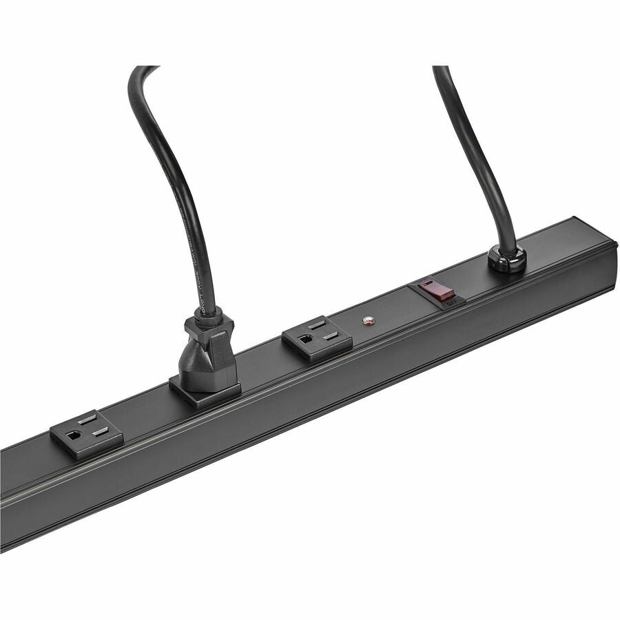 StarTech.com 24 Outlet Power Strip