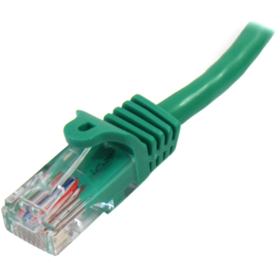 StarTech.com 6 ft Green Cat5e Snagless Patch Cable
