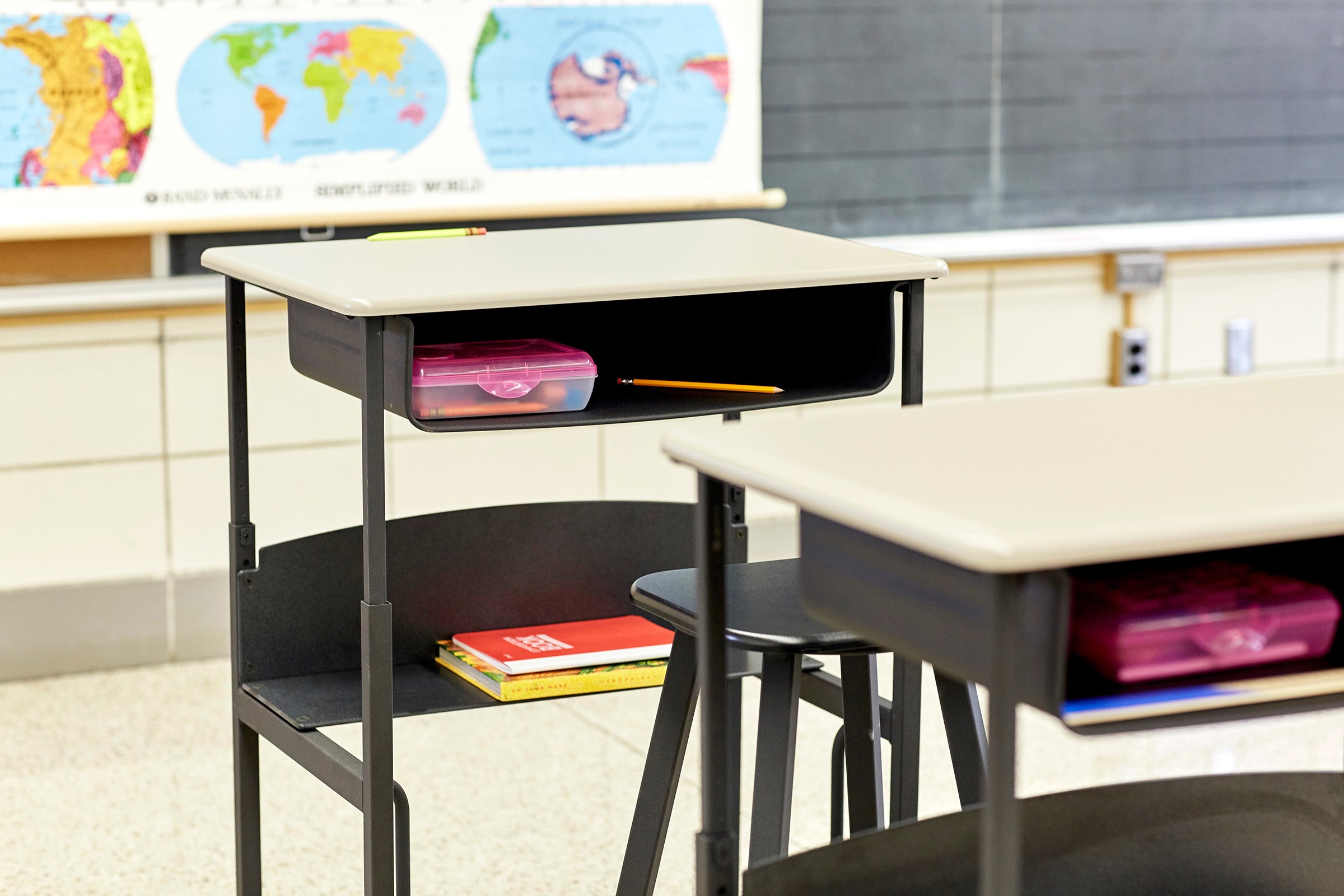 Stool Alphabetter Blk