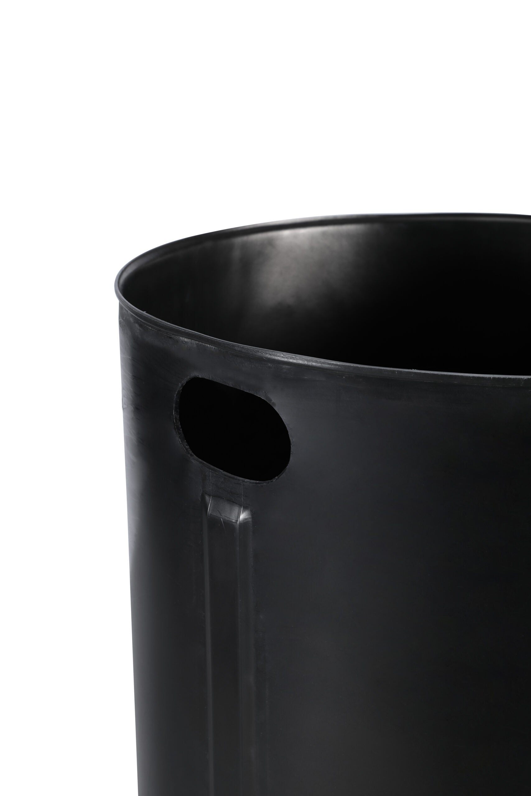 27 Gallon Rigid Plastic Waterproof Liner with Handles for Steel Trash Can