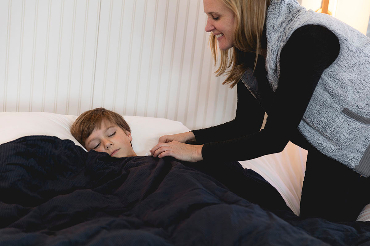 Sommerfly, Sleep Tight Weighted Blanket, Navy Blue Corduroy, Small