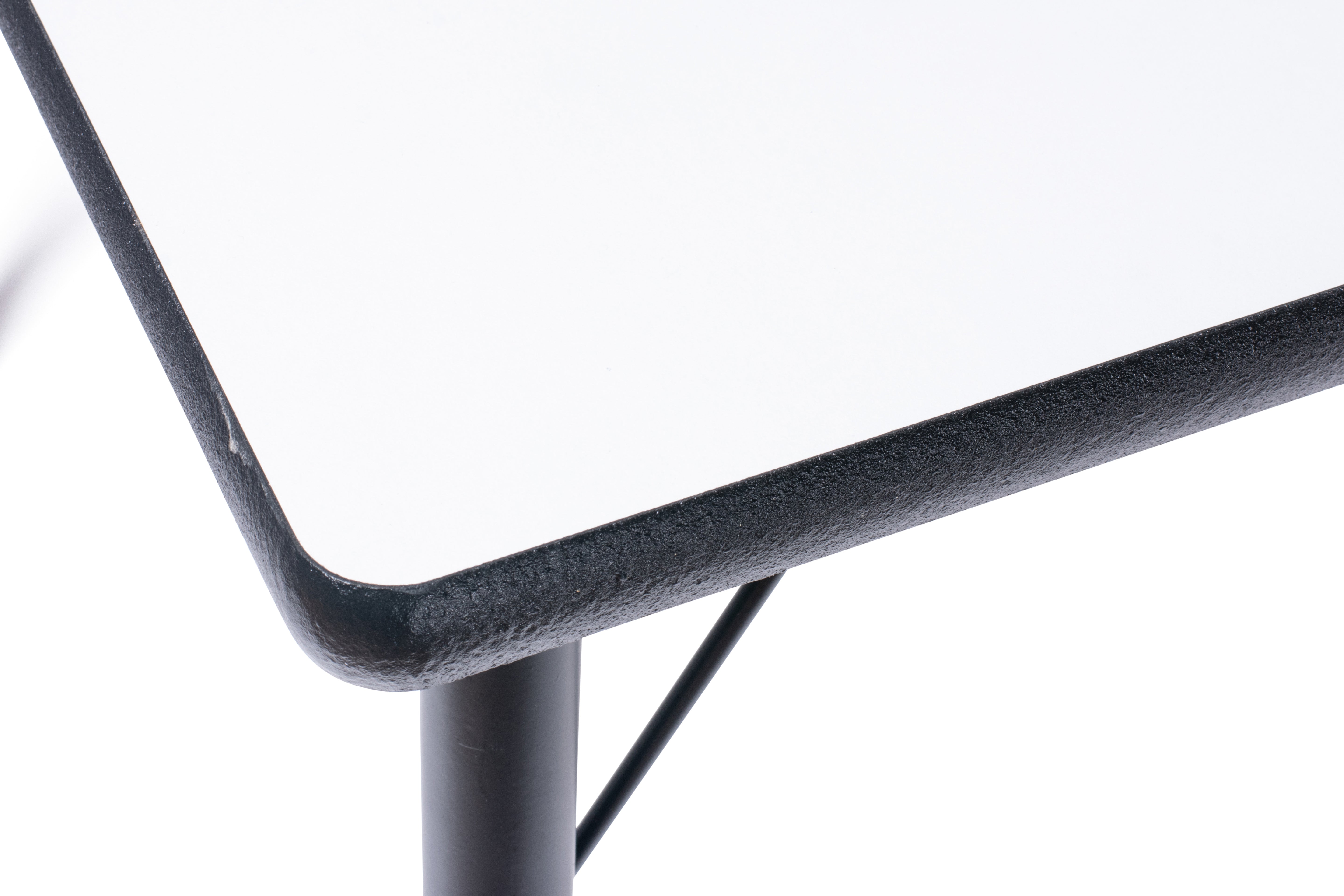 Activity Table 24 x 36 Black Edge - Black Legs Adjusts 15 - 24