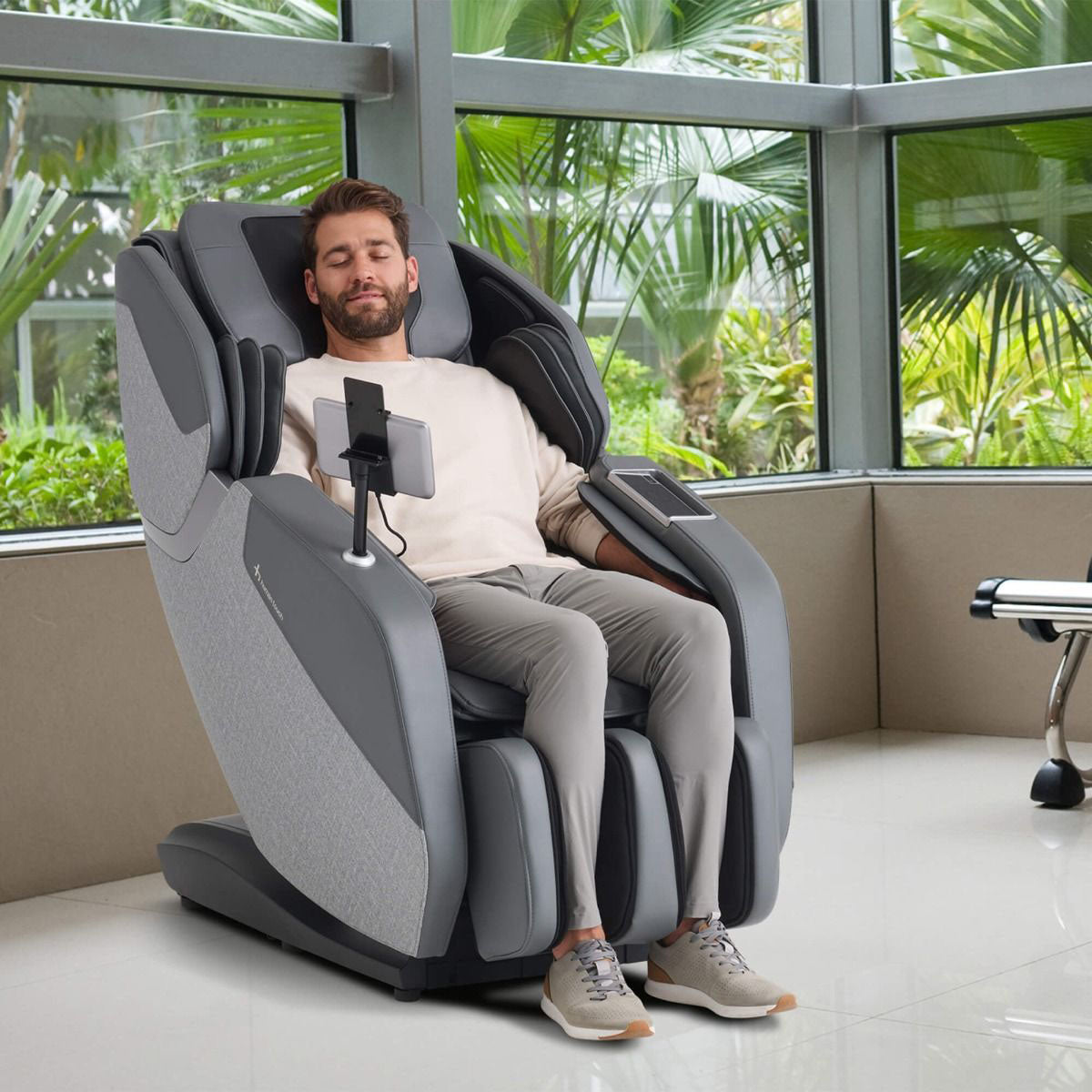 WholeBody Rove Pro Massage Chair