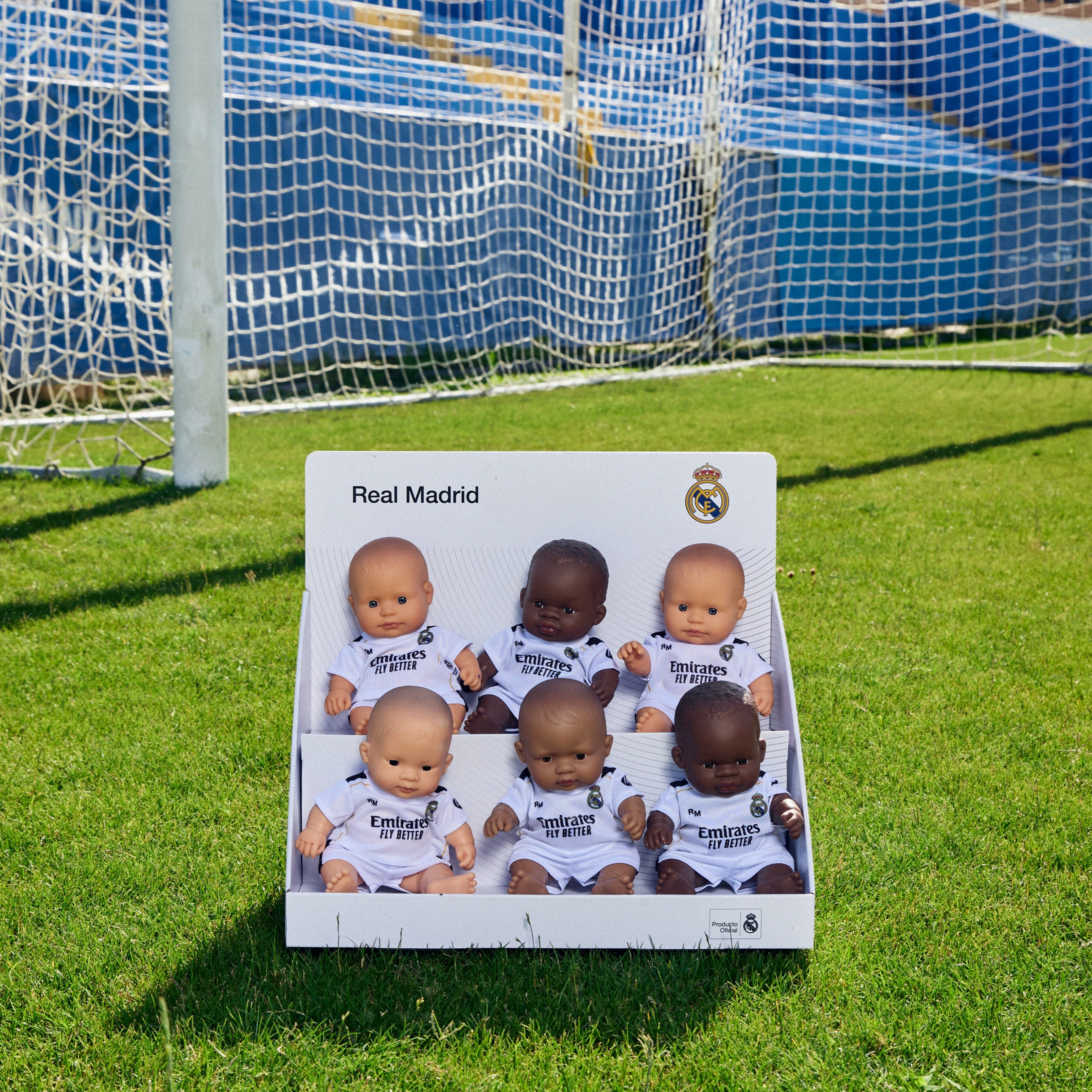 Display of 12 dolls Real Madrid