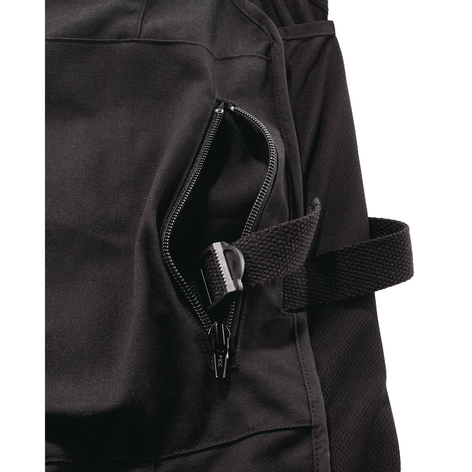 2-Xtra Large/3-Xtra Large - Heat Protection - Zipper Closure - 2 Pocket(s) - Poly-cotton - Black - Lightweight, Front Pocket, Hook & Loop Closure, High Quality Zipper, Machine Washable, Form Fit - 1 Each
